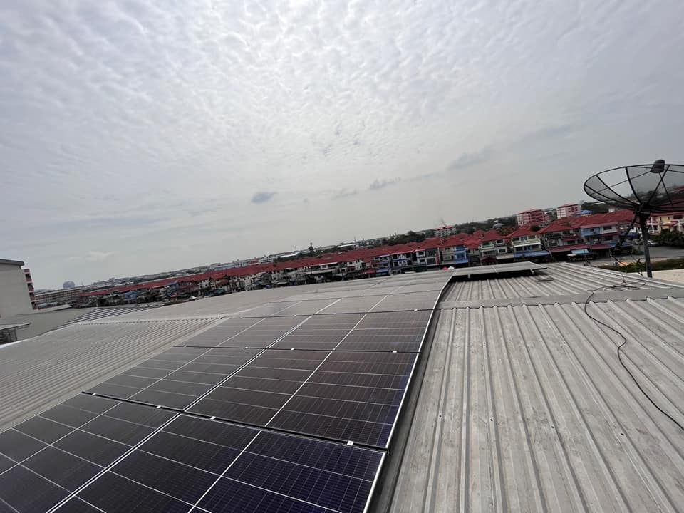 งานติดตั้ง ระบบโซล่าเซลล์ On grid 10kw 1 ph Inverter Huawei SUN2000-5KTL-L1+ Seraphim 600w
