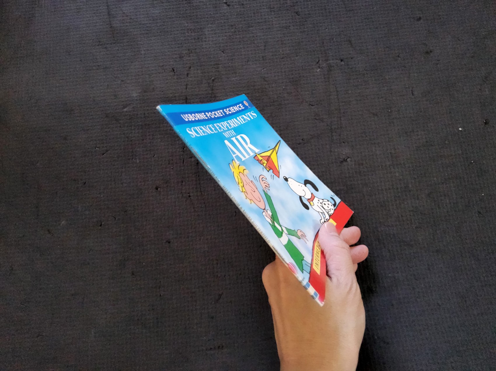 KNOWLEDGE BOOK** ♥️♥️USBORNE POCKET SCIENCE EXPERIMENTS WITH AIR♥️