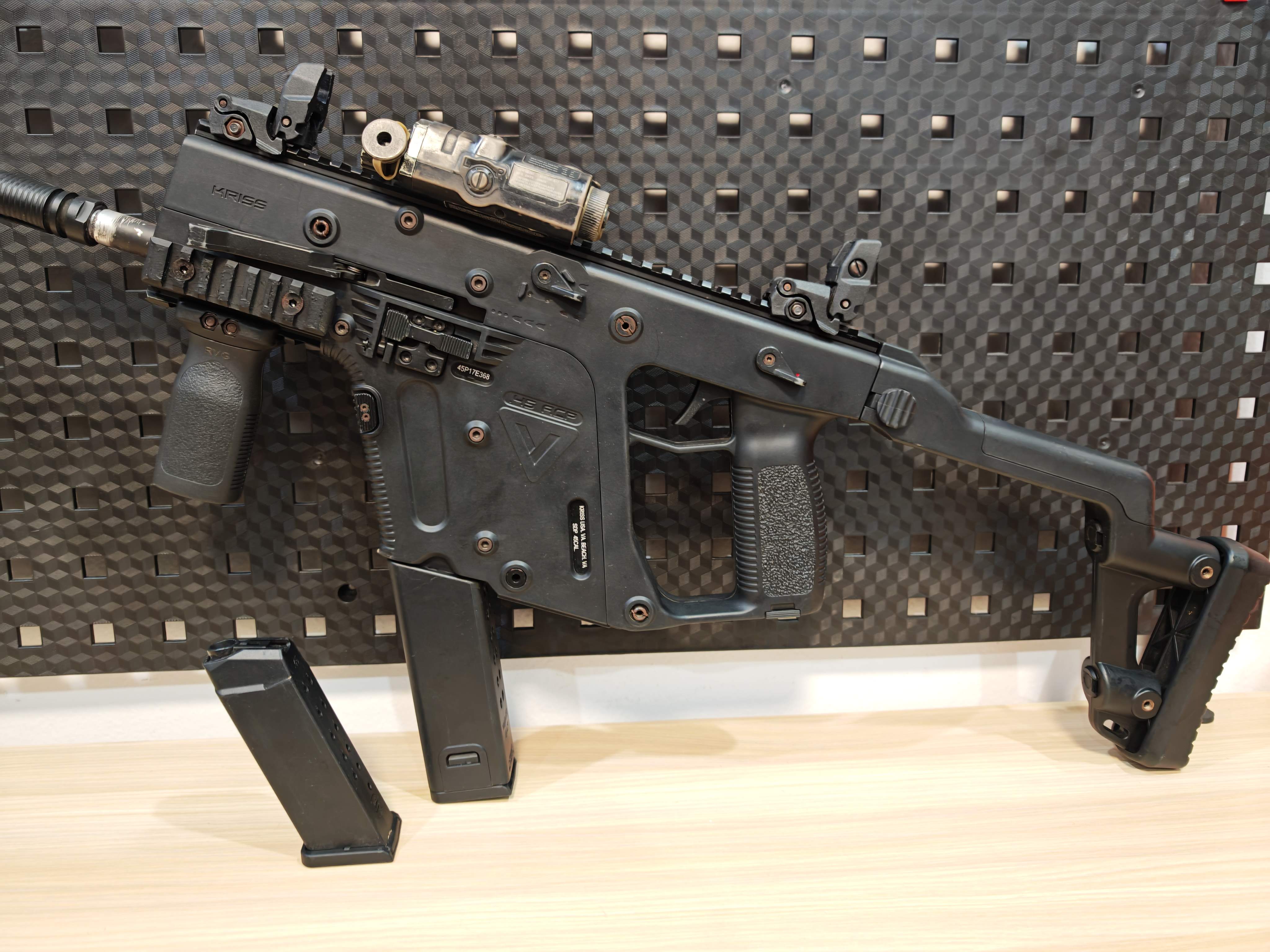 ARES Kriss Super V (Kriss Vector) AEG BB Gun บีบีกัน Airsoft Gun ปืนอัดลม ปืนยาวไฟฟ้า มือสอง
