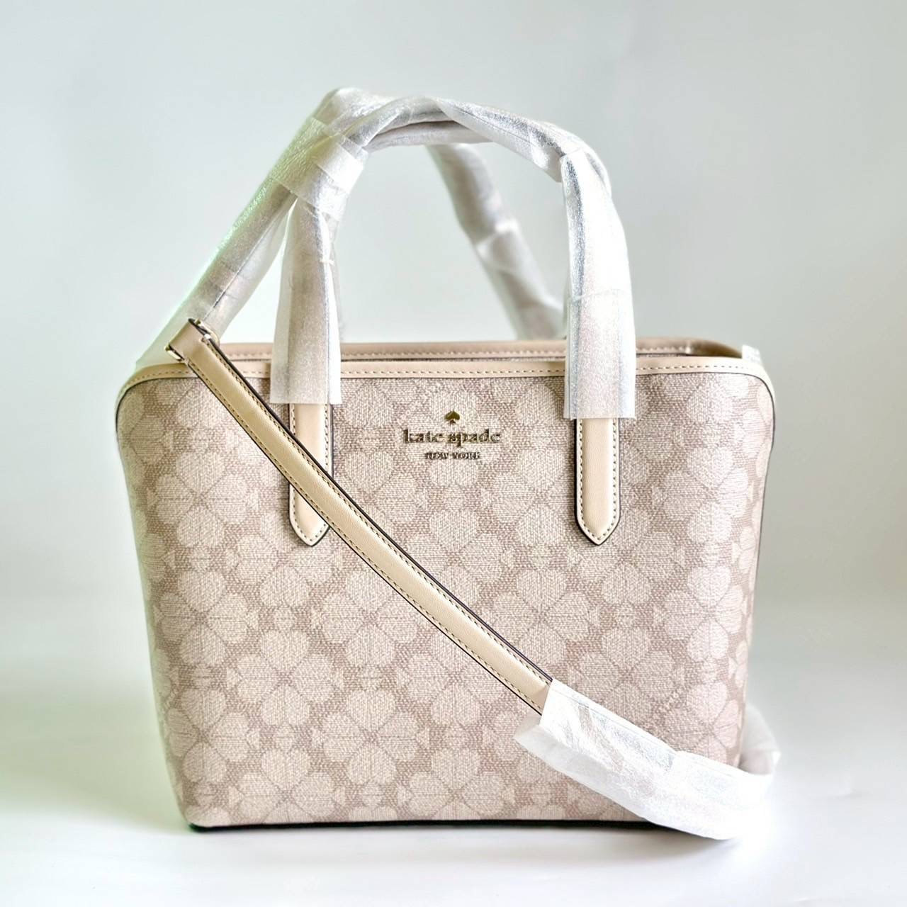 New Kate Spade Spade Flower Small Tote 🐳