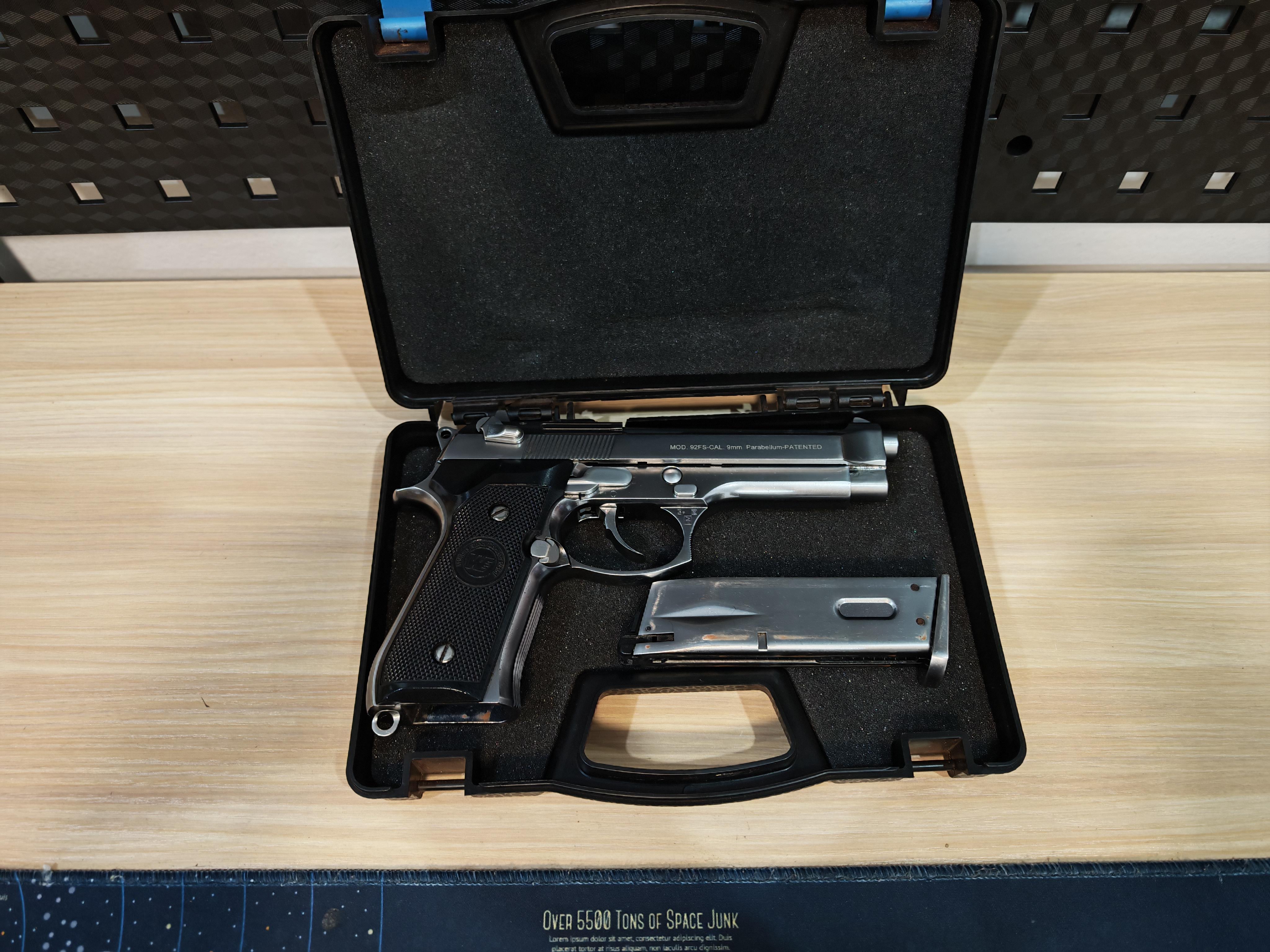 WE Beretta M92 Semi Version GBB เงิน ไต้หวัน BB Gun บีบีกัน แบบแก๊ส ปืนอัดลม มือสอง Airsoft Gun