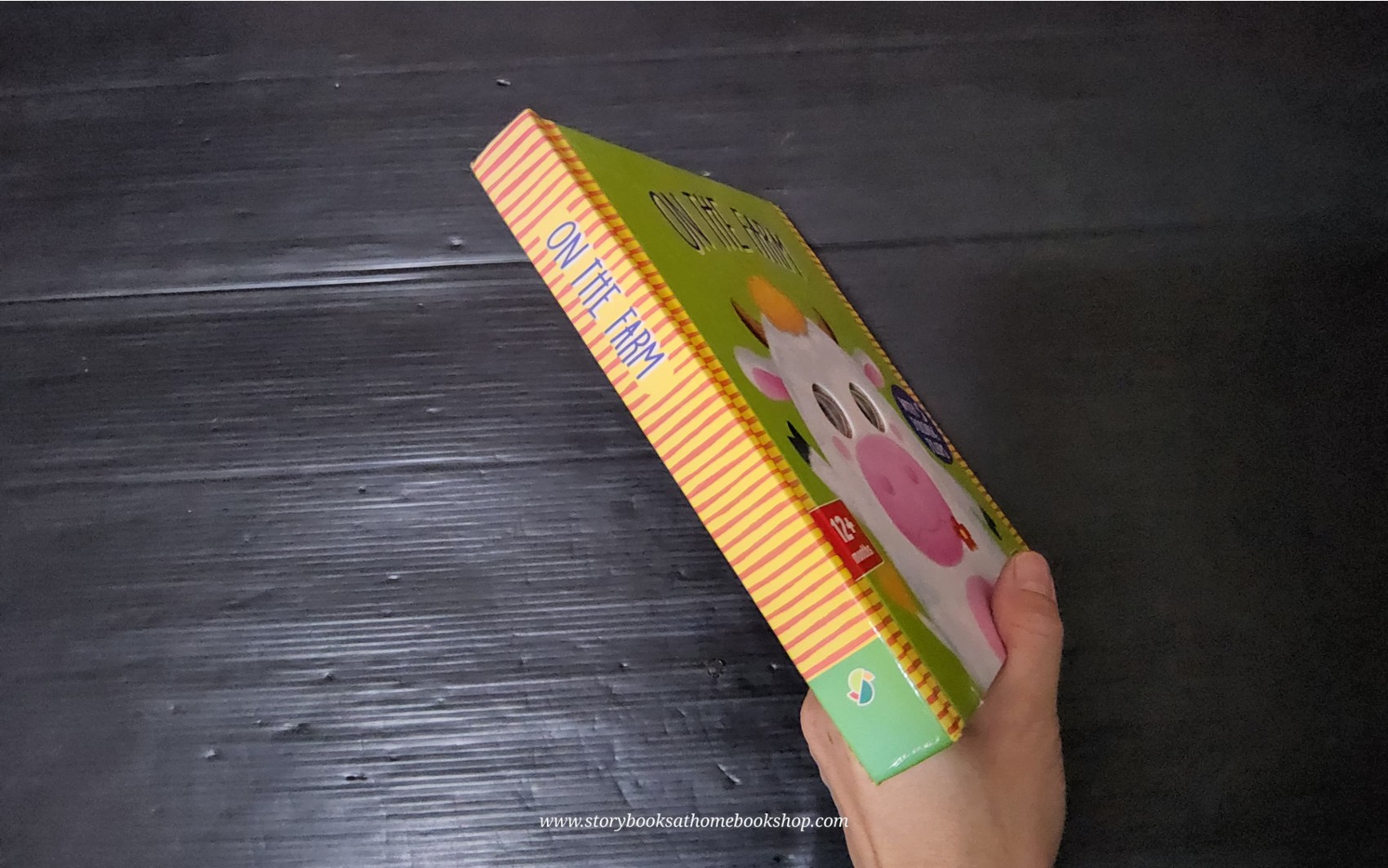 FLAP BOARD BOOK** 🍅🍅ON THE FARM