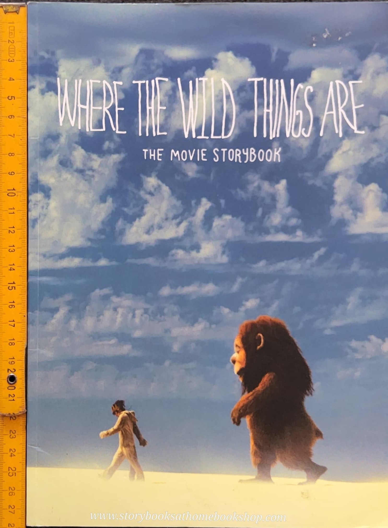 หนังสือแนะนำ** **หนังสือนิทานปกอ่อน** 🍅🍓 WHERE THE WILD THINGS ARE (THE MOVIE STORYBOOK)