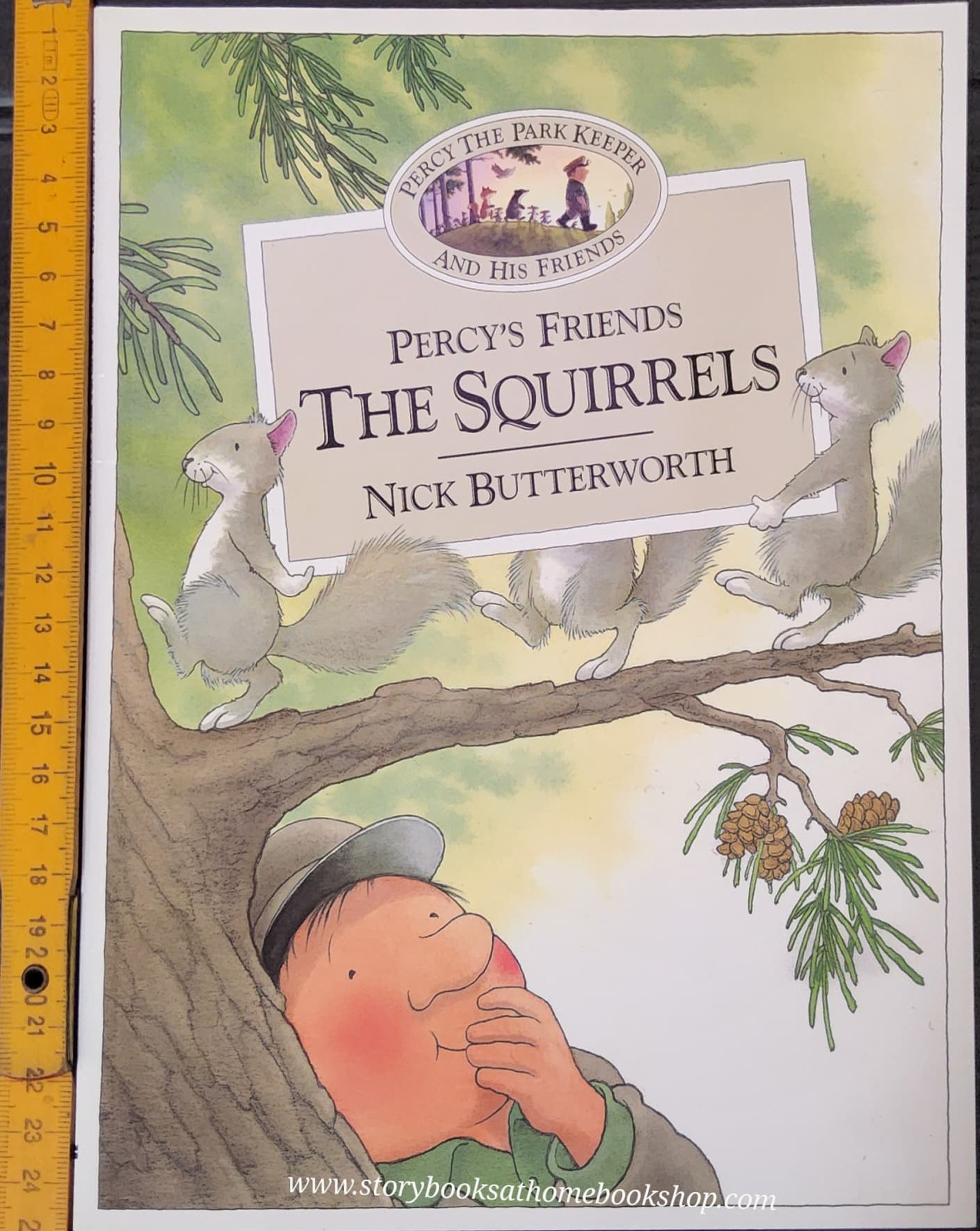 หนังสือนิทานปกอ่อน** 🍅PERCY THE PARK KEEPER AND HIS FRIENDS:PERCY'S FRIENDS THE SQUIRRELS BY NICK BUTTERWORTH