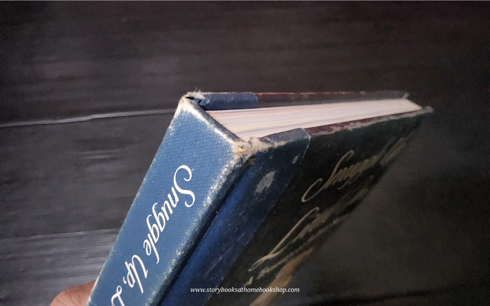 หนังสือนิทานปกแข็ง** 🍅SNUGGLE UP,LITTLE ONE A TREASURY OF BEDTIME STORIES