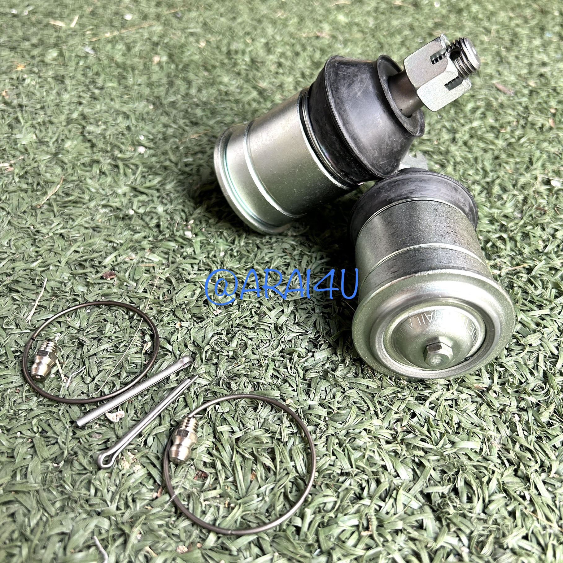 ลูกหมากปีกนกบน-ยกสูง NISSAN NAVARA D40 NP300 2-4 WD