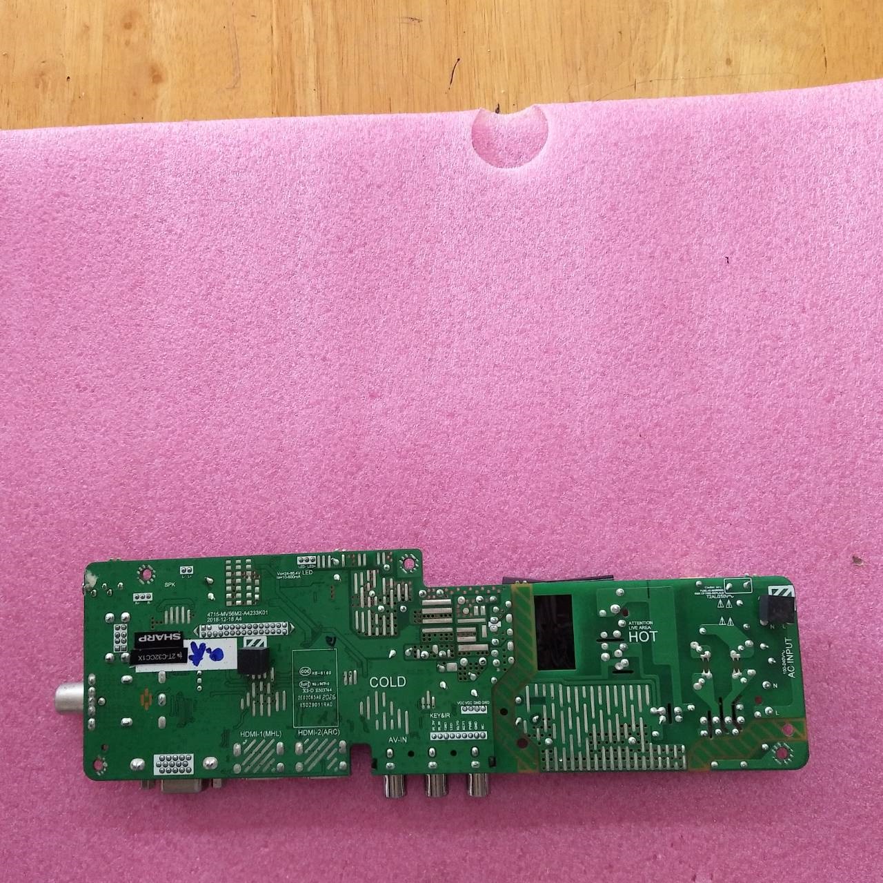 เมนบอร์ดทีวีชาร์ป (Mainboard TV SHARP) ของแท้ถอดจากเครื่อง ใช้กับรุ่น 2T-C32CC1X