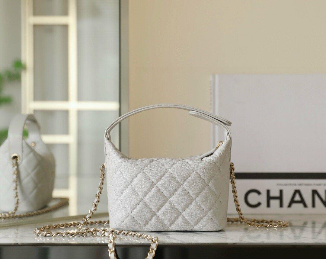 [Pre-order] Chanel 25C mini Hobo bag Light Gray Calfskin With Gold-Tone Metal Hardware Black งาน VIP คุณภาพที่ดีที่สุด สำเนา