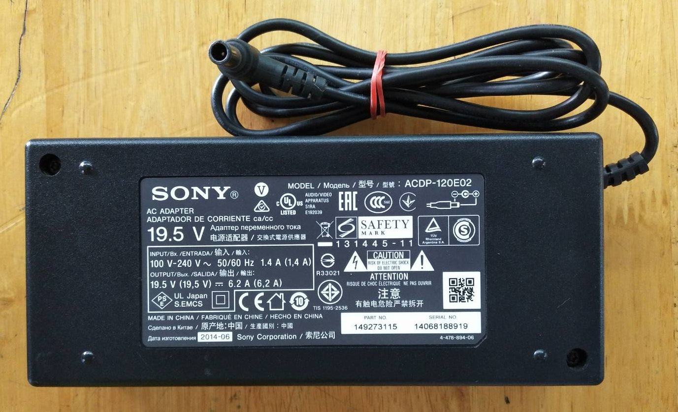 อะแดปเตอร์พร้อมสายไฟ SONY (โซนี่) ของแท้มือสองมากับเครื่อง 19.5V /6.2A