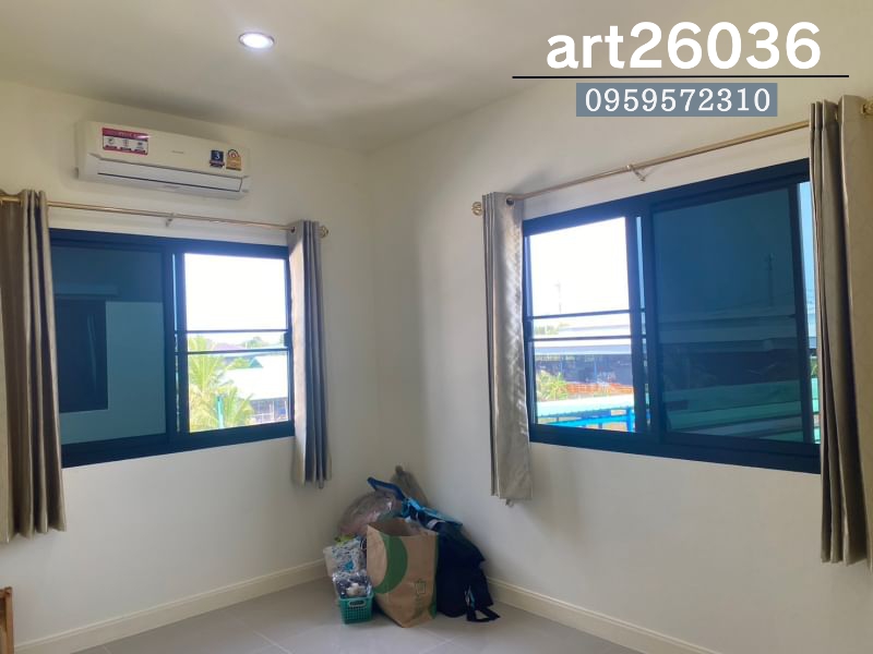 หน้าต่าง ประตู โมเดิร์นโทนสีดำ กระจกบานเลื่อน