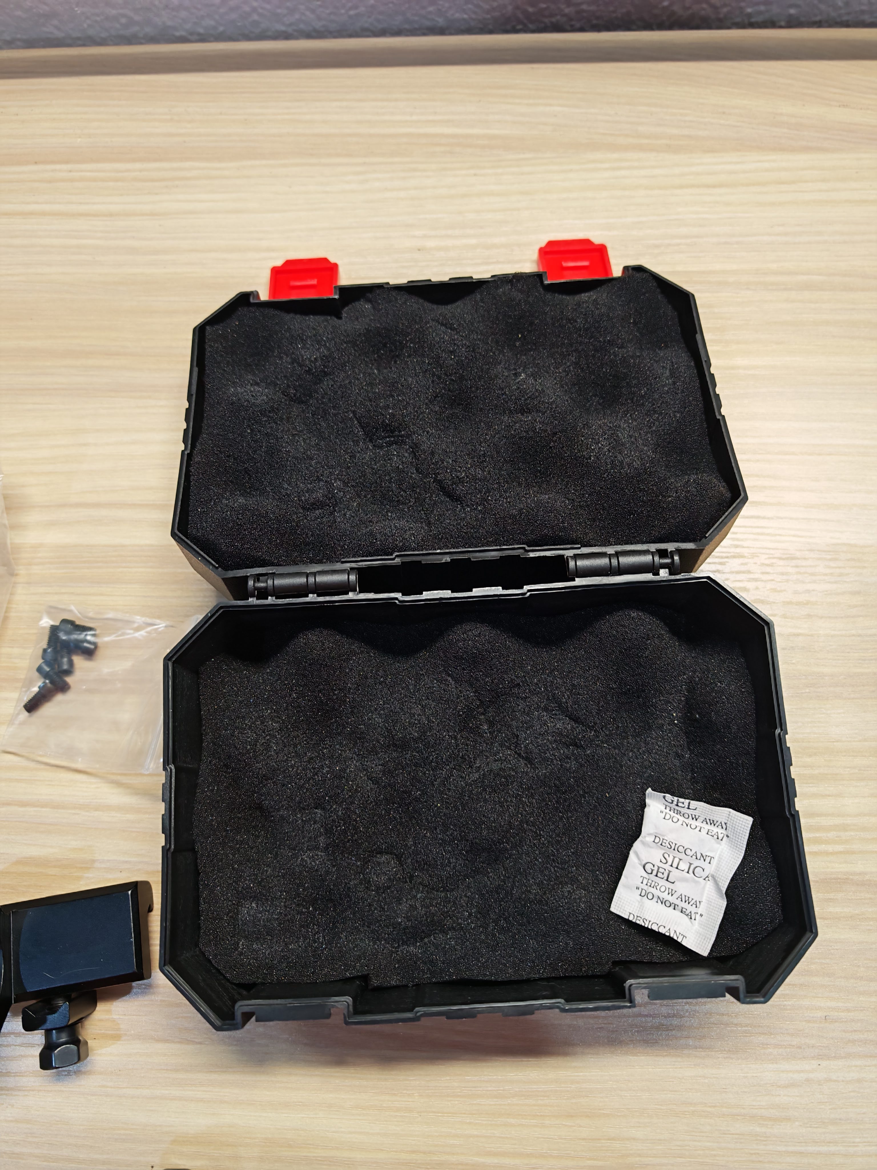 Holy Warrior Red Dot Aimpoint Comp M2 + ขาจับ 2 แบบ โค้งและตรงกล่องครบ มือสอง