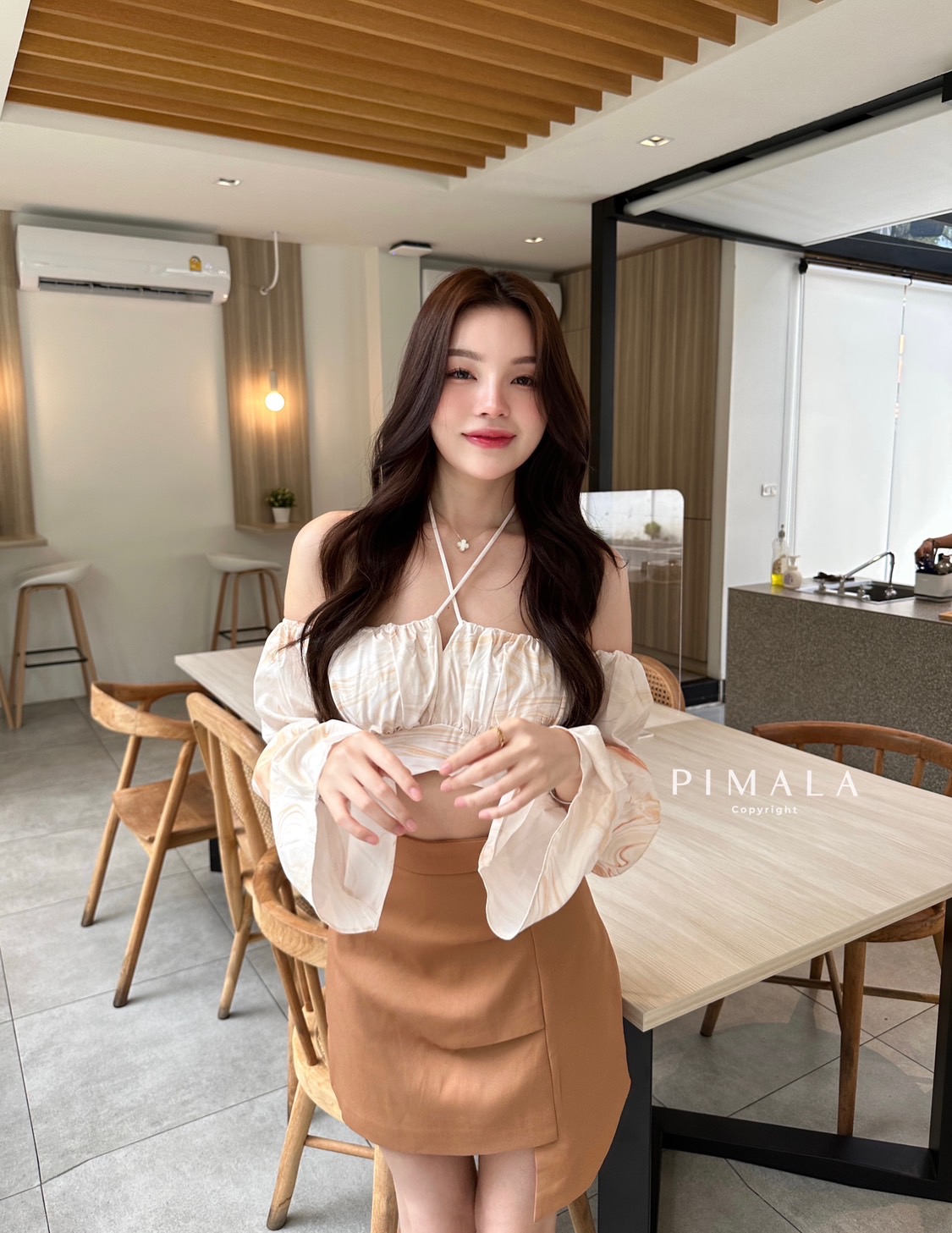 เซ็ทเสื้อครอปแขนยาวเปิดไหล่สายผูกคอสีน่ารักมาก