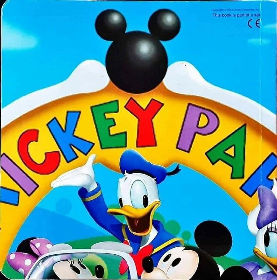 Board Book** 🍅🍓 MICKEY MOUSE CLUB :SHAPES