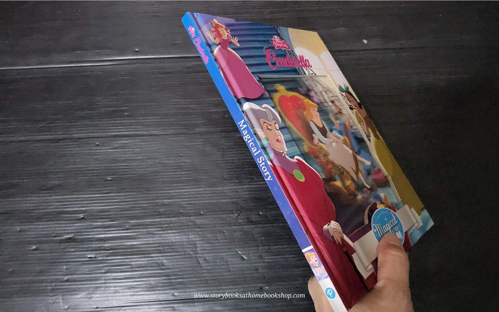 หนังสือนิทานปกแข็ง CINDERELLA