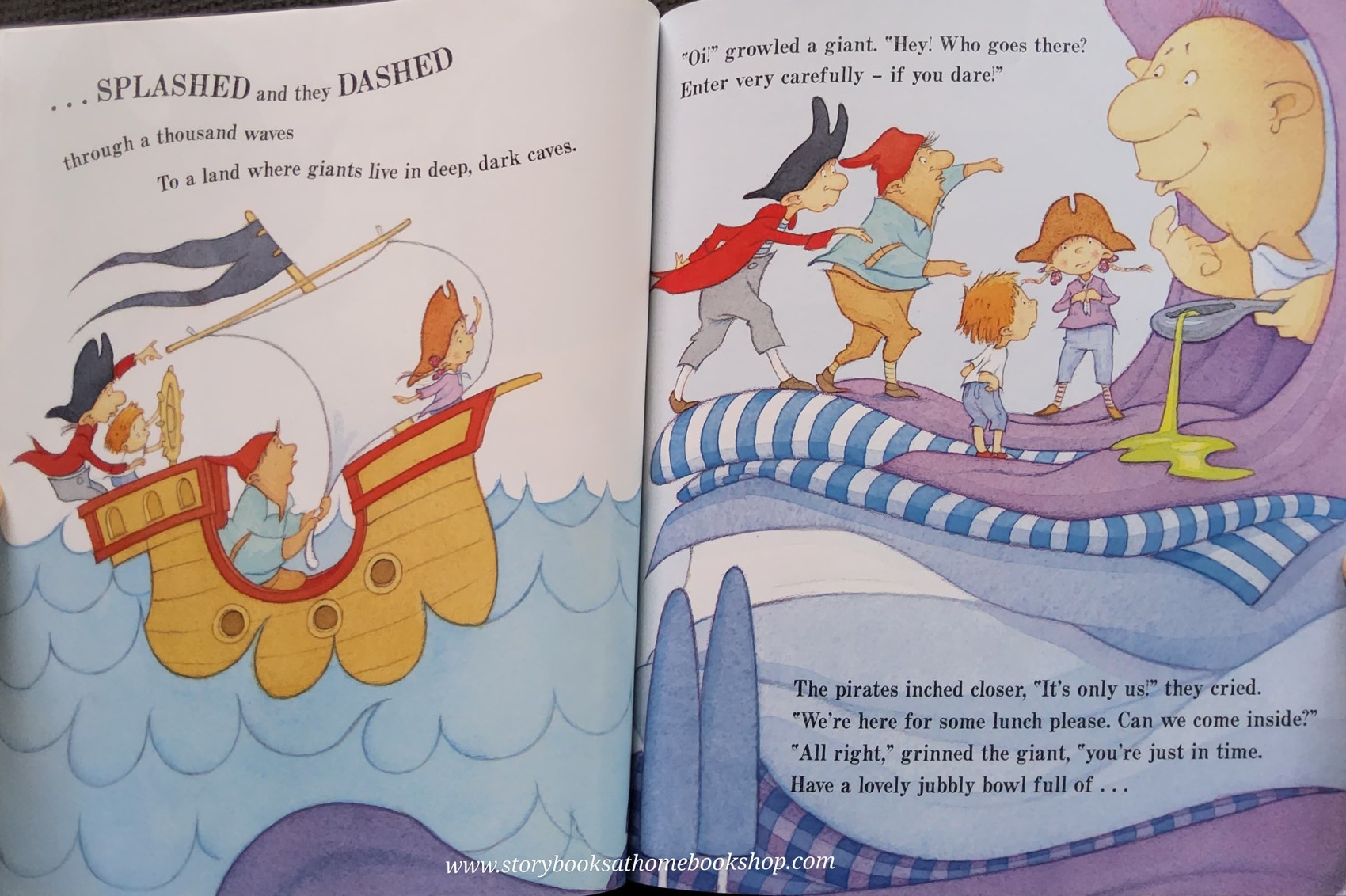 หนังสือนิทานปกอ่อน ** 🍅🍓LUNCH ON A PIRATE SHIP BY CARYL HART AND KRISTINA STEPHENSON