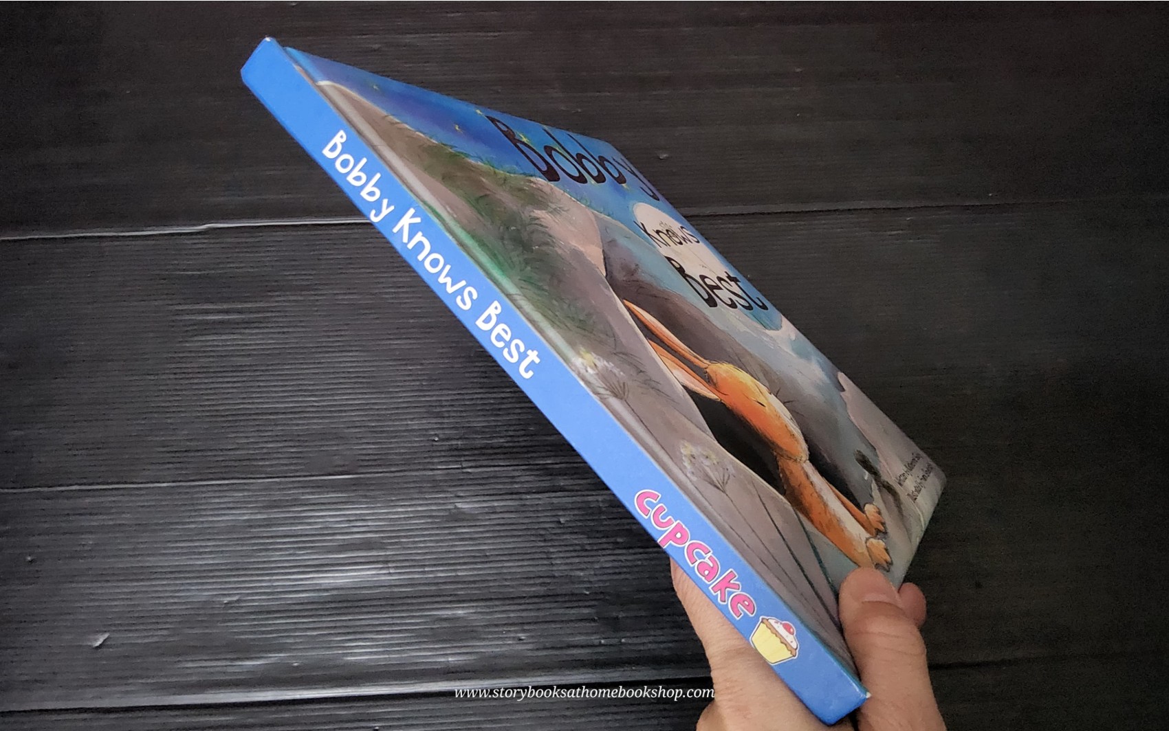 หนังสือนิทานปกแข็ง** 🍅🍅 BOBBY KNOWS BEST