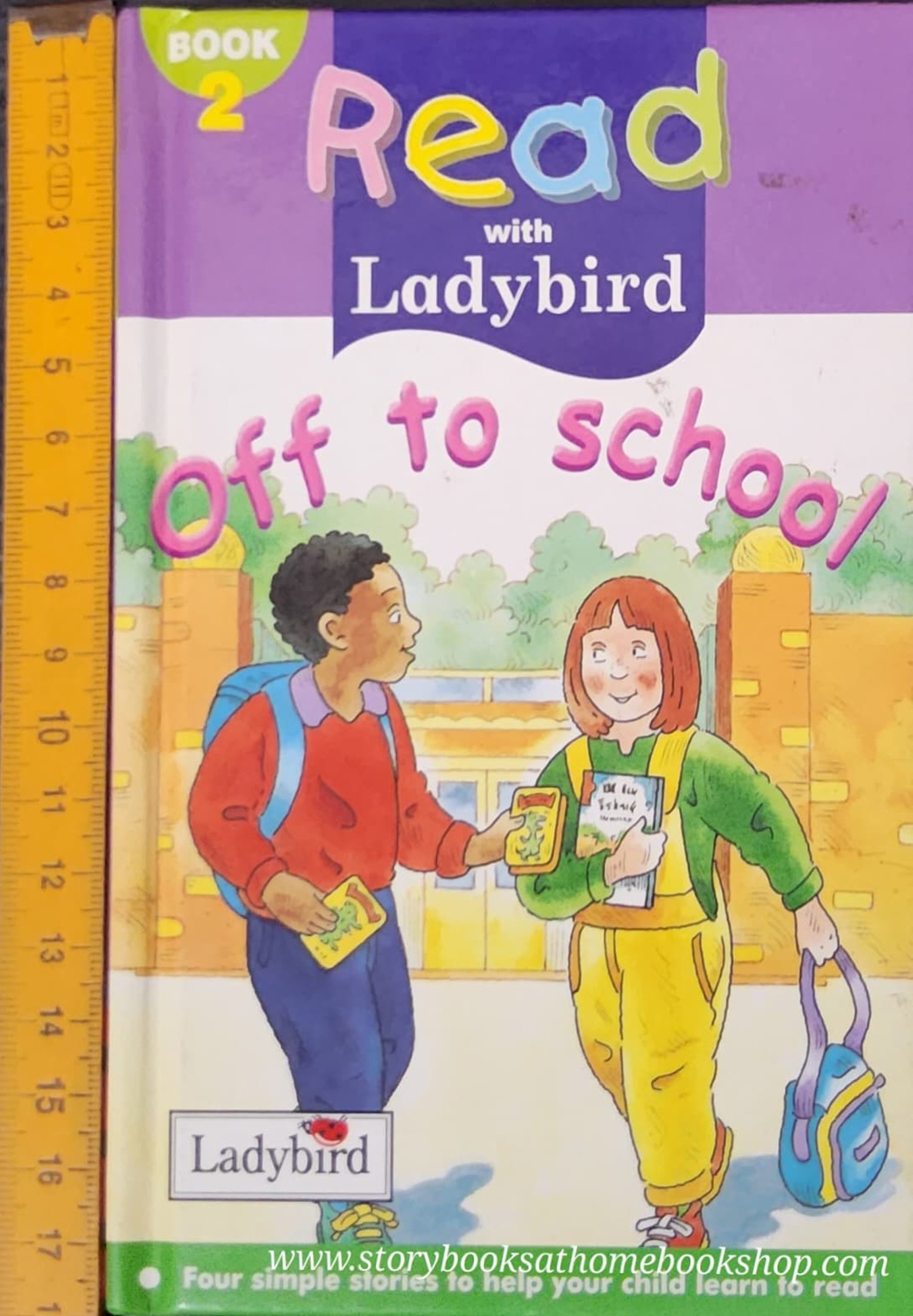 หนังสือนิทานปกแข็ง** 🍓🍓READ WITH LADYBIRD: OFF TO SCHOOL
