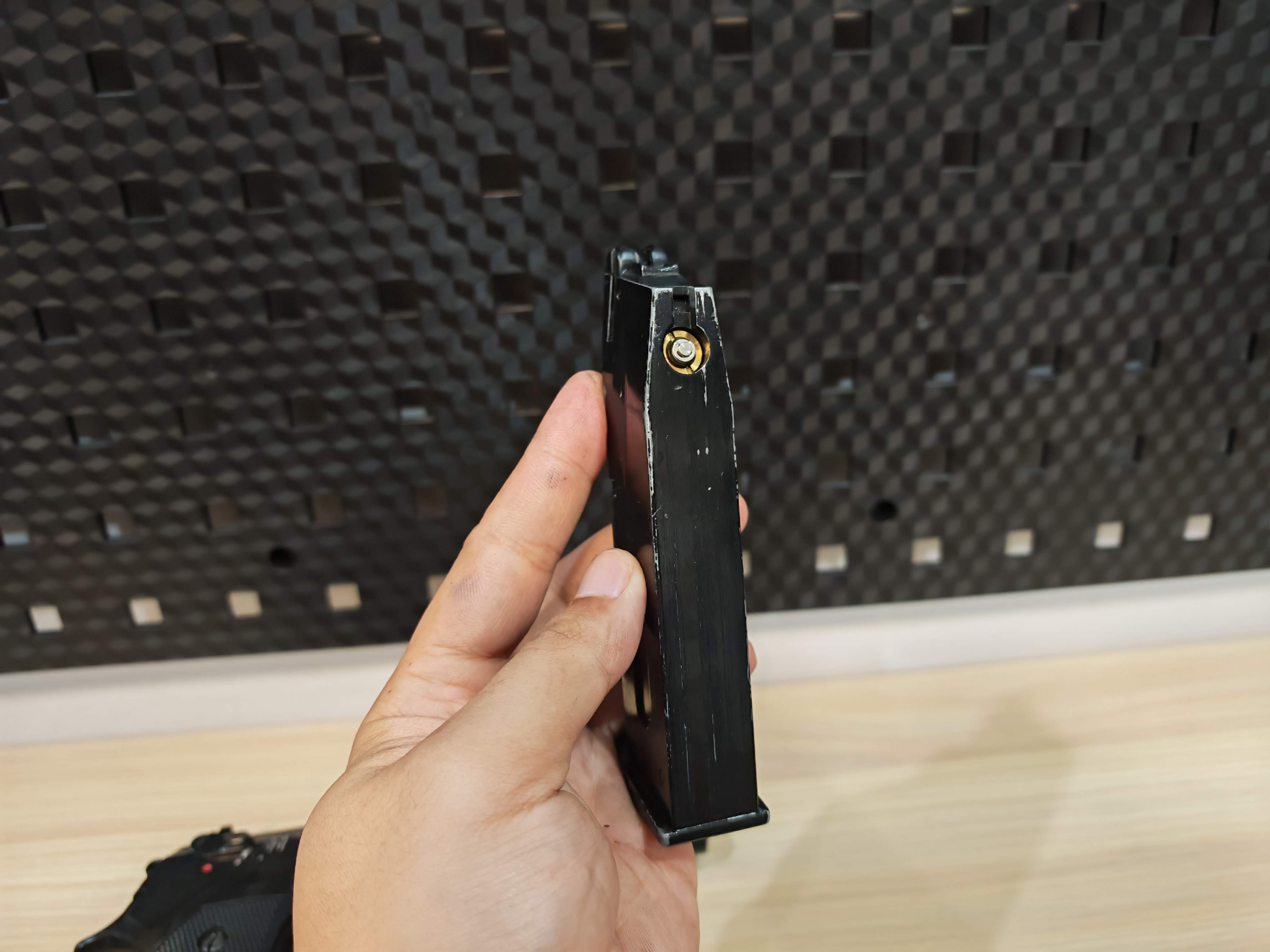 WE Beretta M9A1 โลหะทั้งตัว GBB ไต้หวัน BB Gun บีบีกัน แบบแก๊ส ปืนอัดลม มือสอง Airsoft Gun