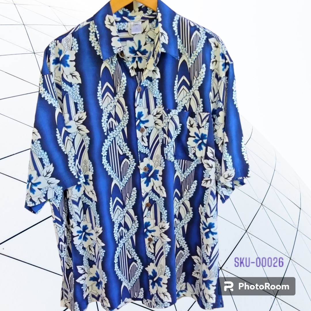 เสื้อฮาวายมือสอง ป้าย dk ลายดอกไม้ เถาวัลย์ 100% Rayon ไหล่ 22 อก 27 ยาว 31 กระดุมกะลา ราคา 250 บาท ค่าจัดส่งเหมา ๆ 30 บาท (สั่งกี่ตัวก็ได้)