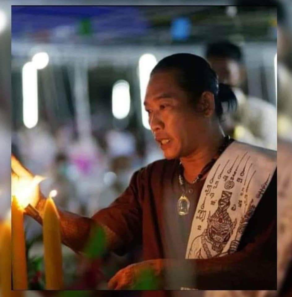 เหรียญมหาเฮง รวยพันล้าน เนื้อทองแดงรมดำ (ไม่มีกล่อง) หลวงปู่จิต วัดบ้านทุ่งแสงตะวัน จ.อุบลราชธานี ปี 2566