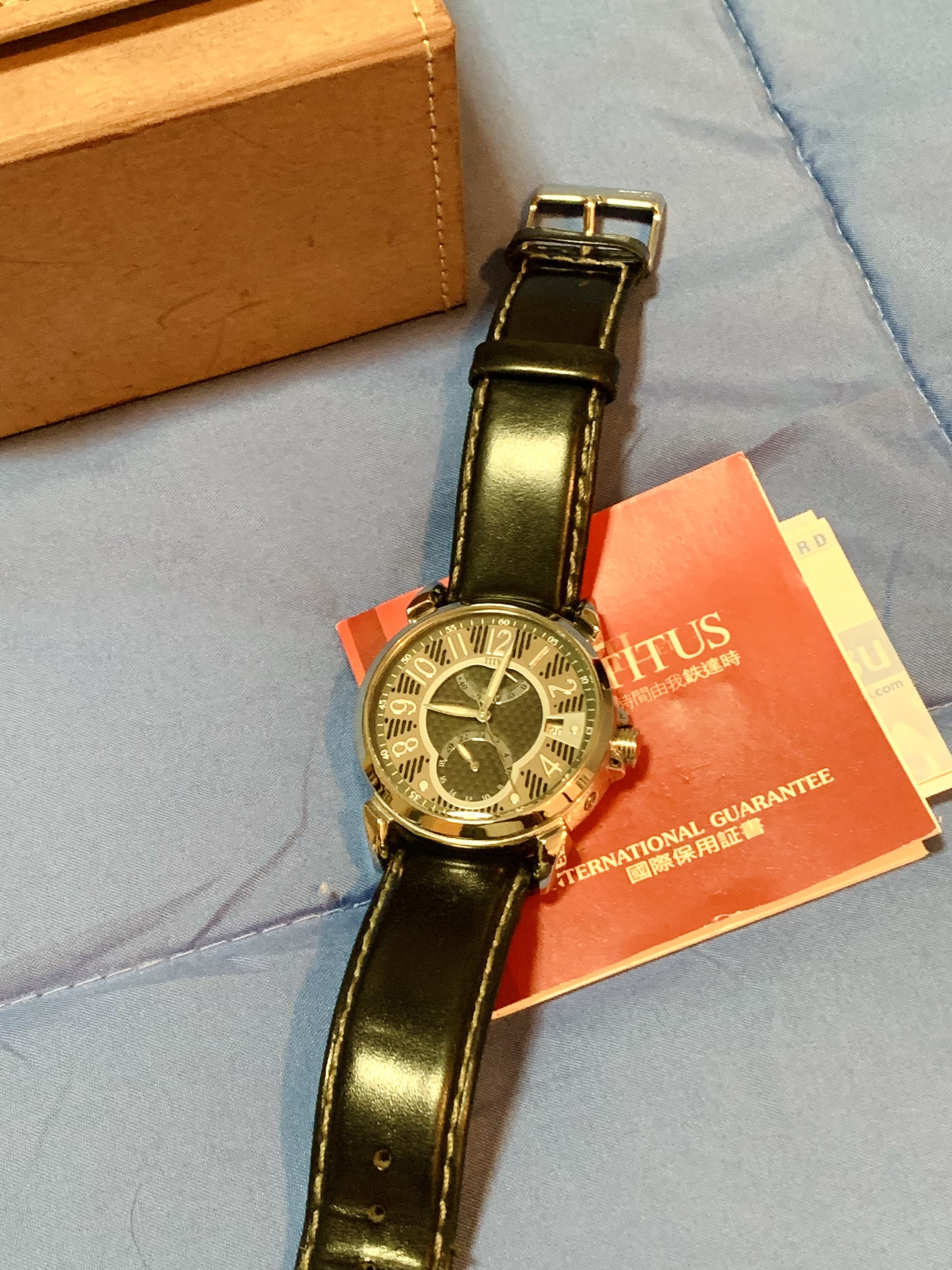 นาฬิกาข้อมือ ยี่ห้อ Sovil Titus หน้าปัดดำ ระบบAutomatic