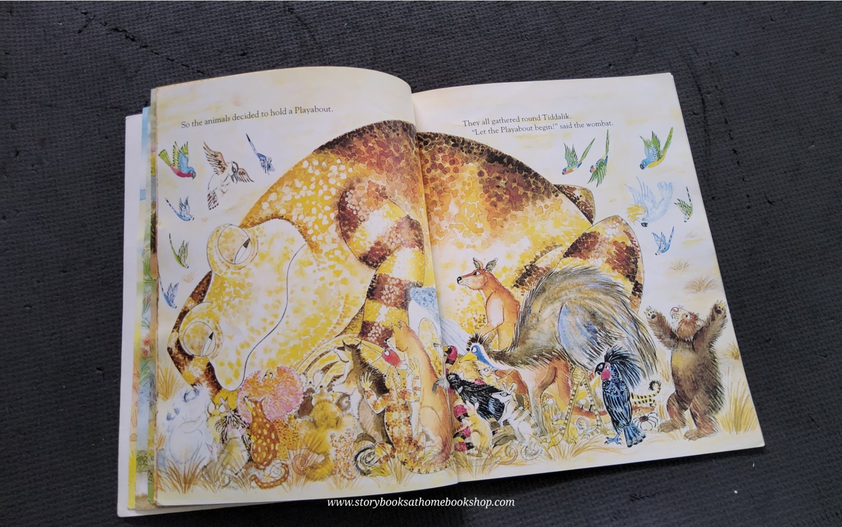 หนังสือนิทานปกอ่อน** 🍅🍓WHAT MADE TIDDALIK LAUGH BY JOANNA TROUGHTON