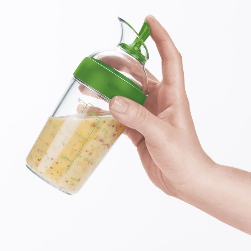 Salad dressing shaker ขวดผสมน้ำสลัด พลาสติก 240 ml 6x6x17 cm