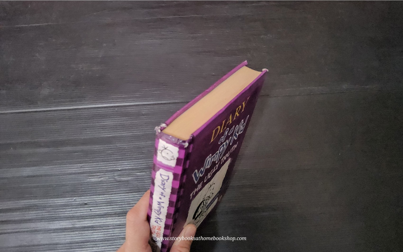 หนังสือนิทานปกแข็ง **Wimpy Kid Ugly Truth #3