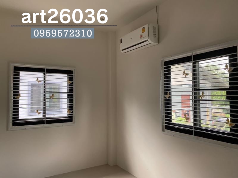 เหล็กดัดพร้อมมุ้งลวด ประตู หน้าต่างสีอบ บานเลื่อน ลายผีเสื้อ