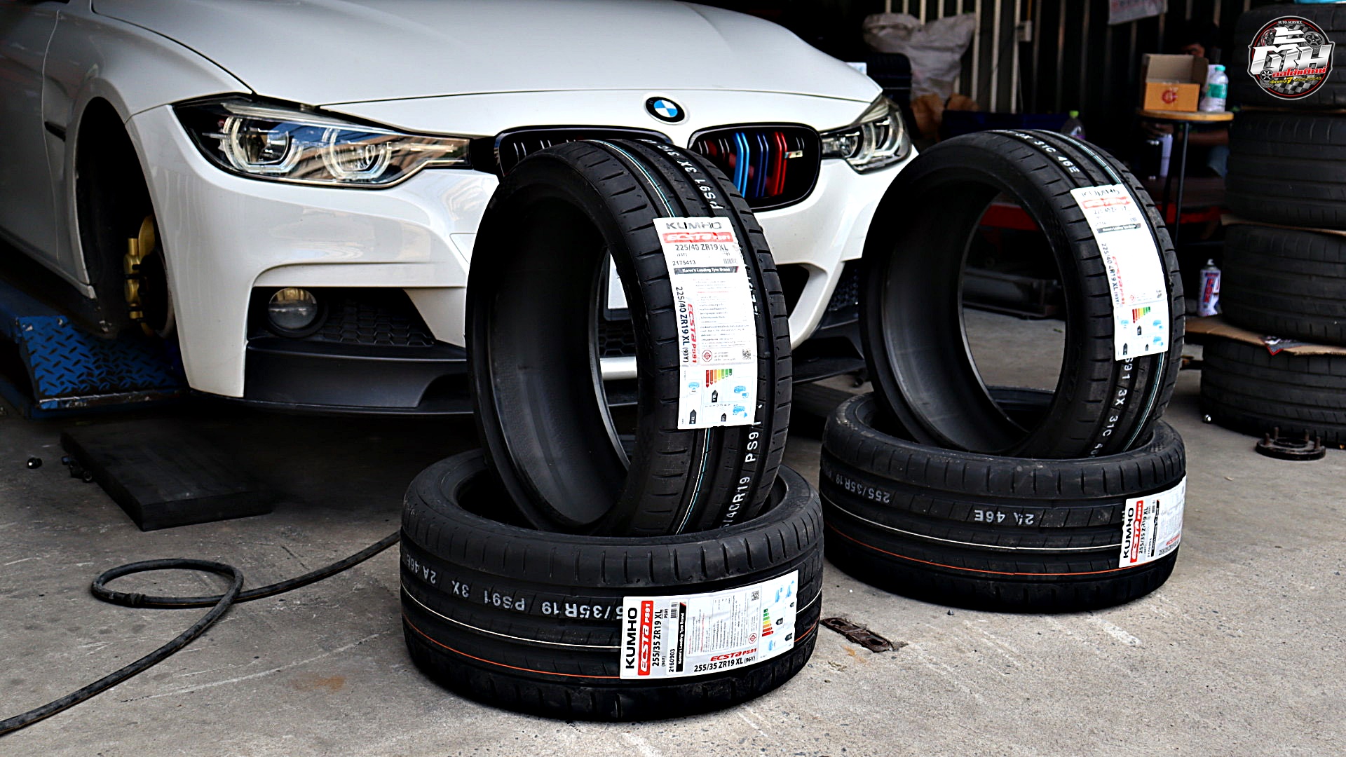 BMW Series3 320d เปลี่ยนยาง KUMHO ECSTA PS91 F 225/40R19 93Y R 255/35R19 96Y