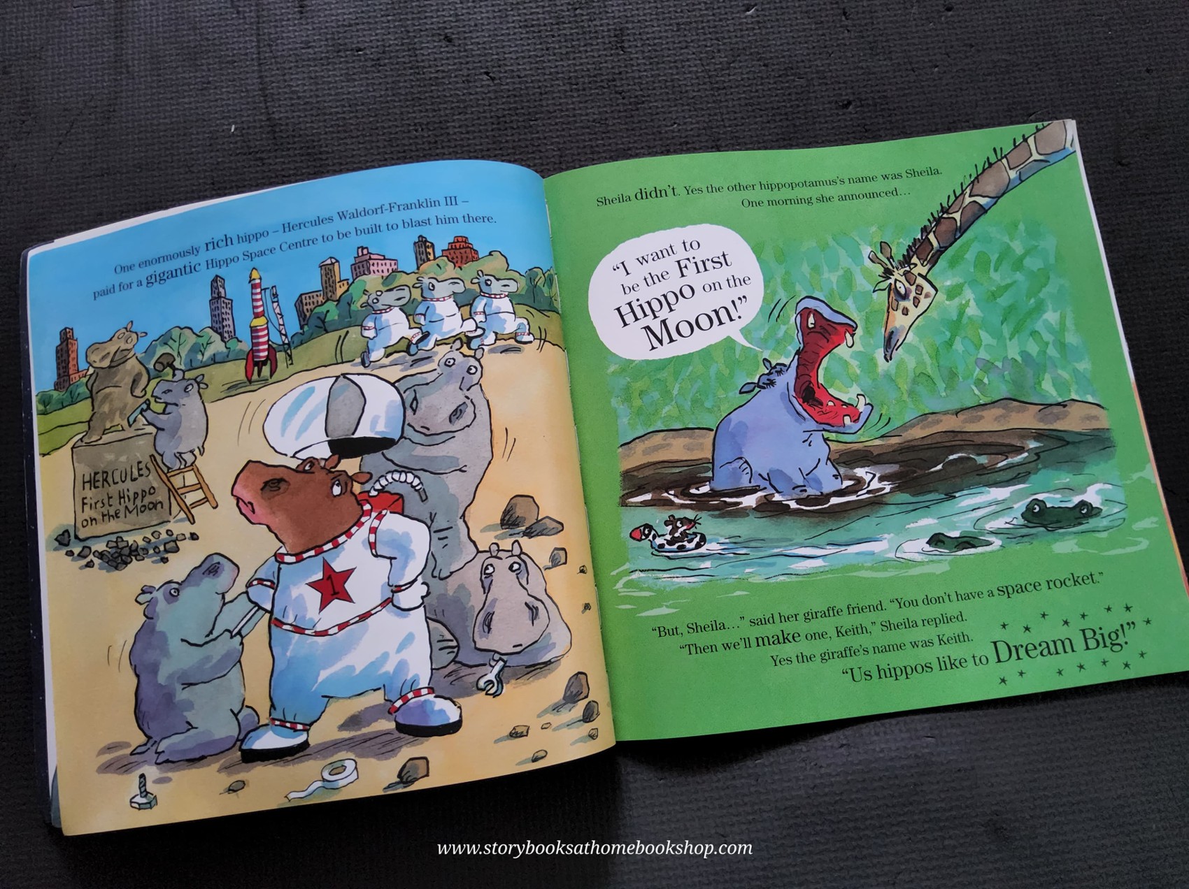 หนังสือนิทานปกอ่อน** 🍅🍓THE FIRST HIPPO ON THE MOON BY DAVID WALLIAMS with CD