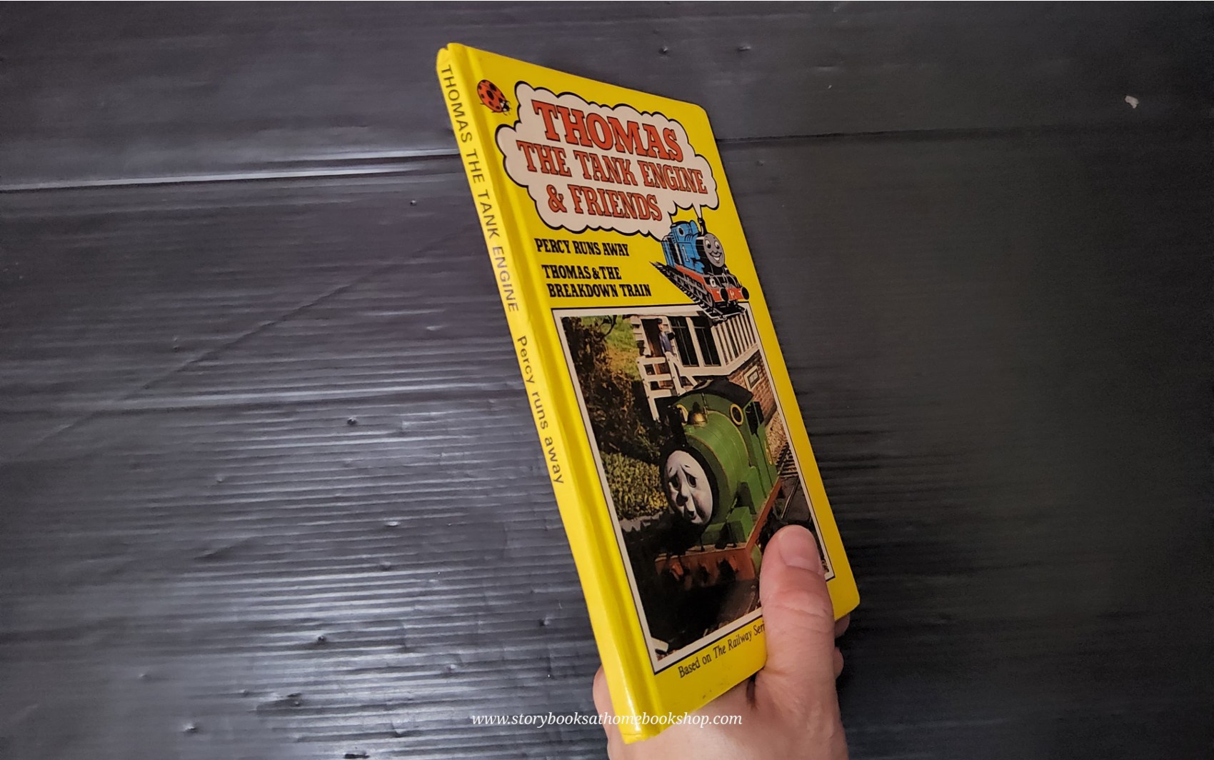 หนังสือนิทานปกแข็ง** 🍅THOMAS THE TANK ENGINE & FRIENDS: PERCY RUNS AWAY