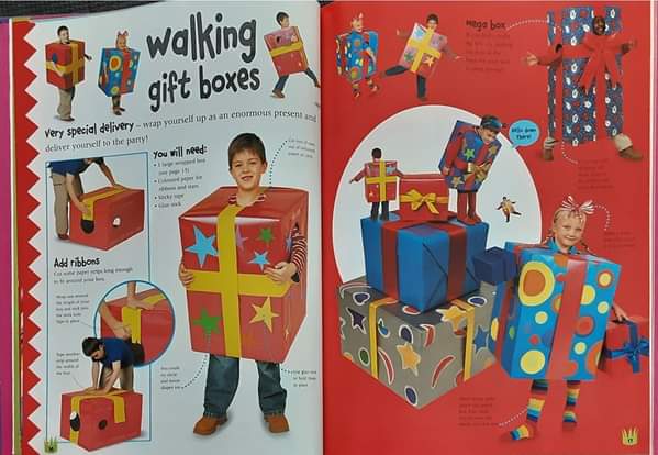 ACTIVITIES BOOK ** ððTHE DRESSING-UP BOOK