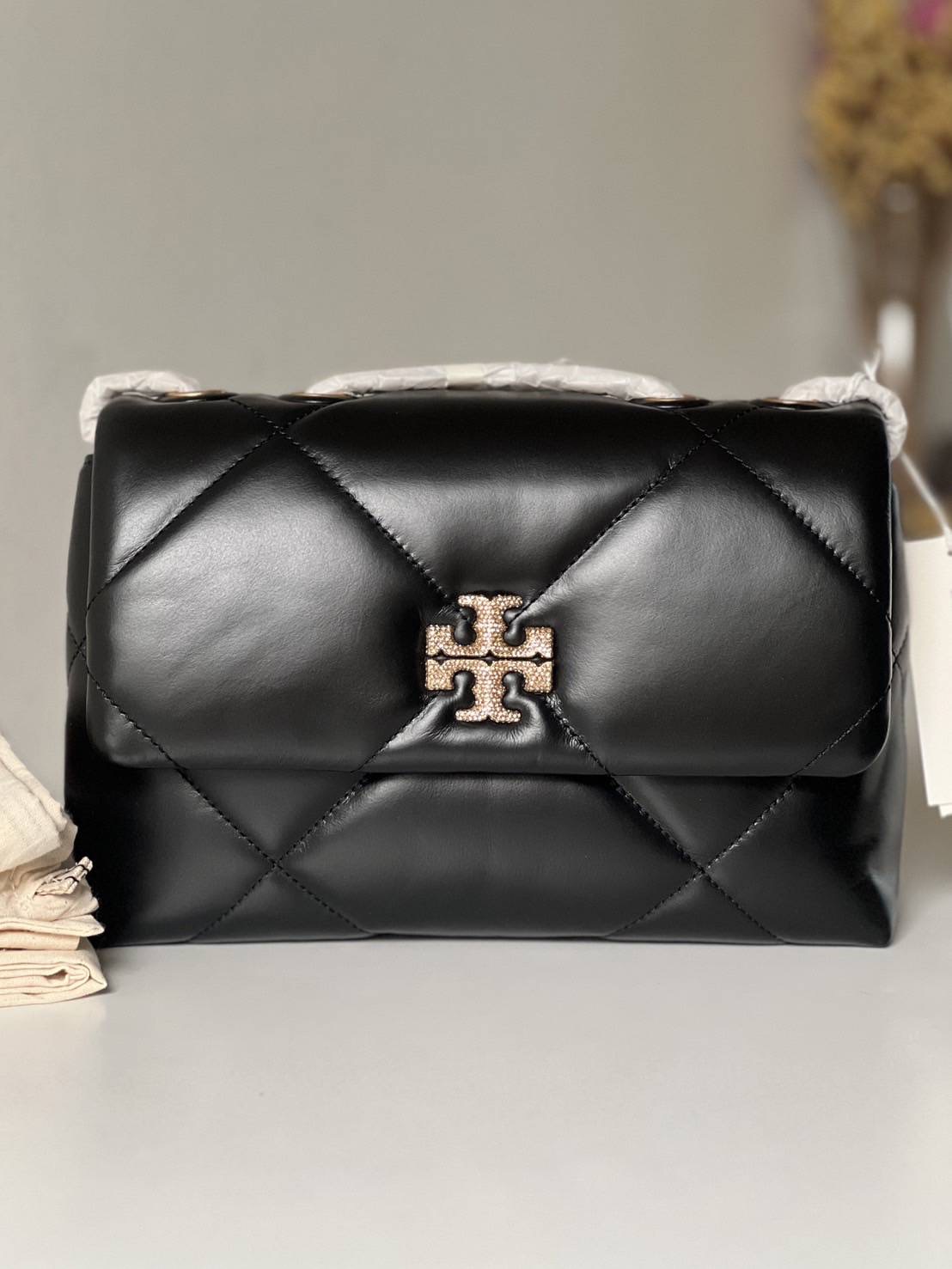 NEW TORY BURCH SMALL KIRA DIAMOND QUILT PAVE CONVERTIBLE SHOULDER BAG Sz. 8.9” (L) x 5.9” (H) x 3.2” (D)