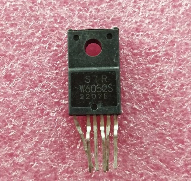 STRW6052S TO-220F-6