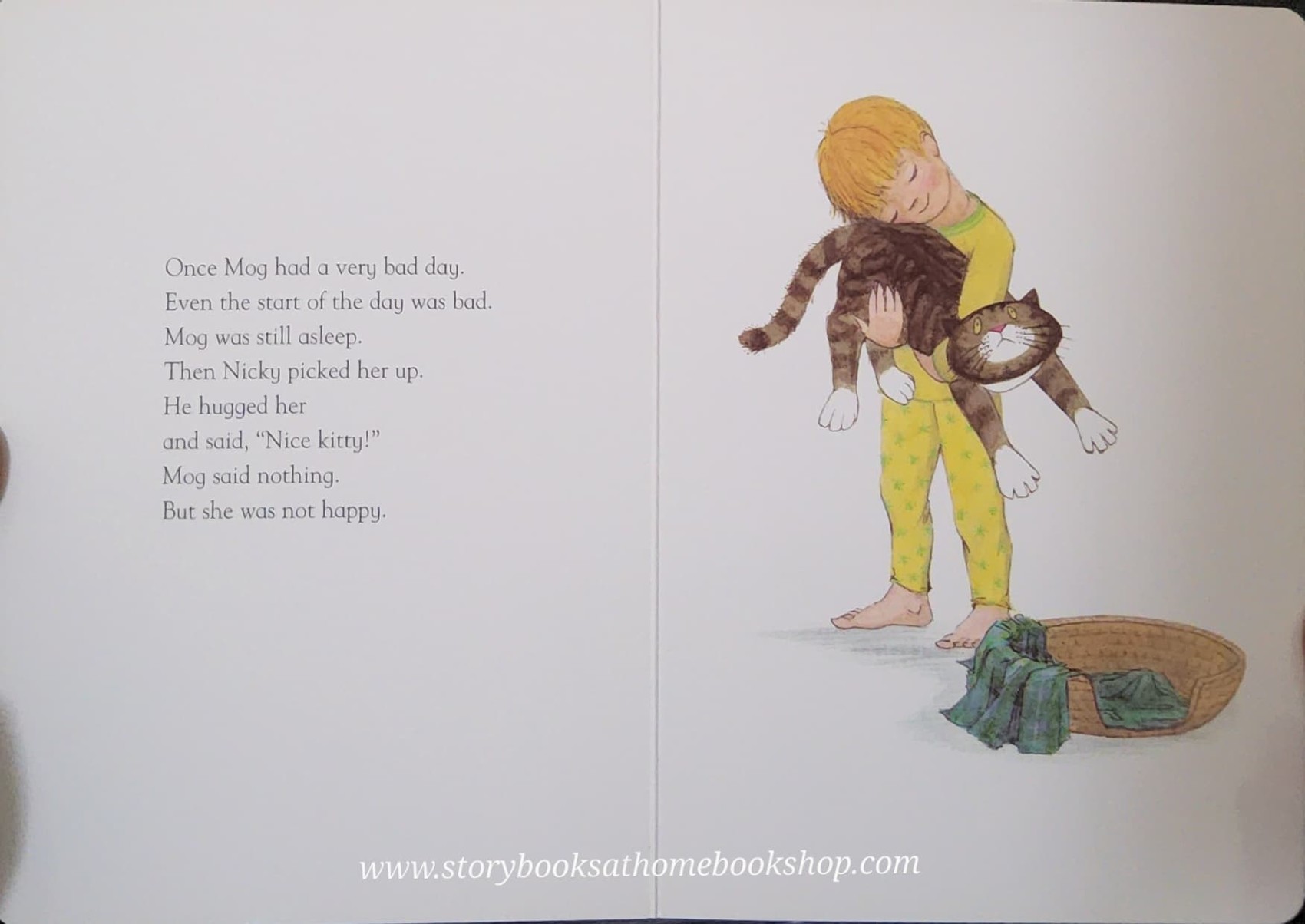 BOARD BOOK** 🍅🍅MOG THE FORGERFUL CAT BY JUDITH KERR