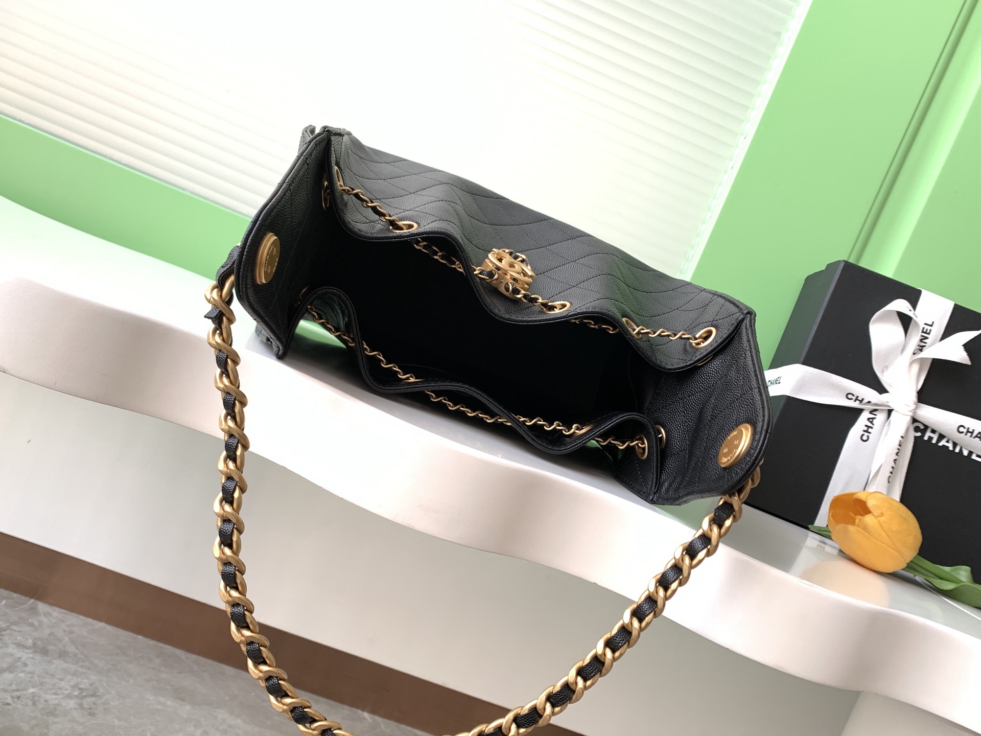 [Pre-order]New Chanel hobo 25S small black Caviar GHW งาน VIP คุณภาพที่ดีที่สุด