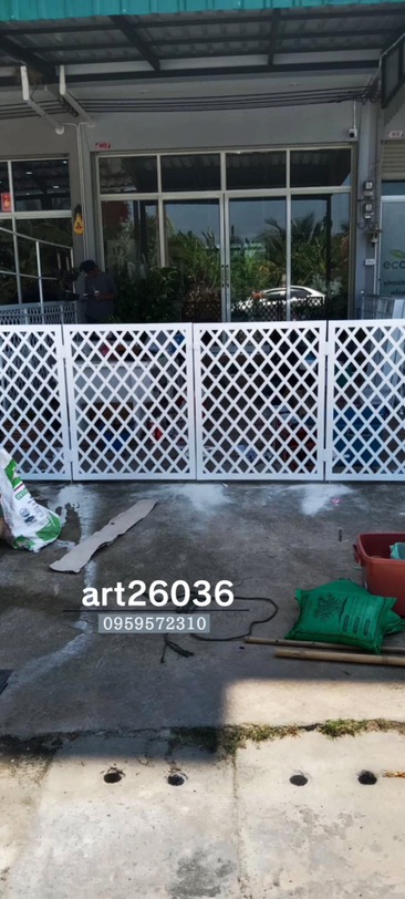 ติดตั้งรั้วบ้าน รั้วกัน รั้นหน้าบ้าน รั้นกำแพง