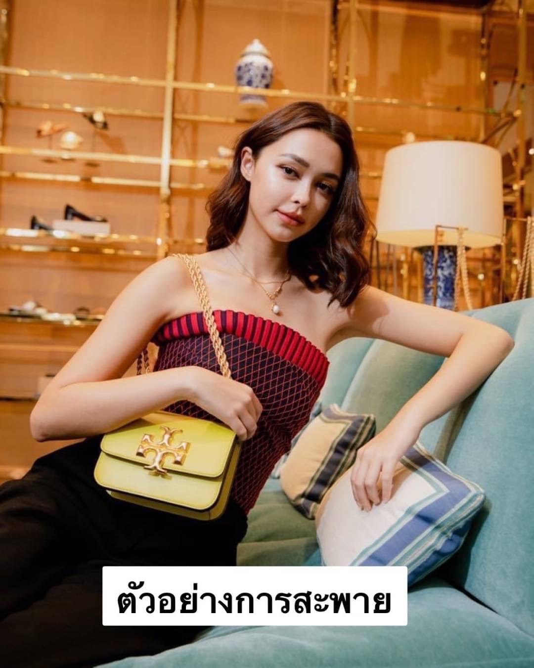 New Tory Burch Eleanor Small Convertible Shoulder bag สีเหลือง Golden Crest สวยเด่น หรูหรา ขนาด Height: 5.4" (13.5 cm); length: 7.6" (19 cm); depth: 2.6" (6.5 cm)