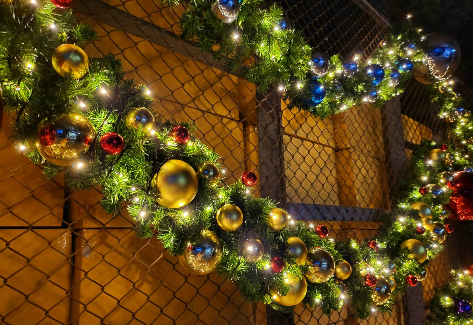 สายสนคริสต์มาส แบบvip ตกแต่งงานเลี้ยงวันคริสต์มาสยอดนิยม