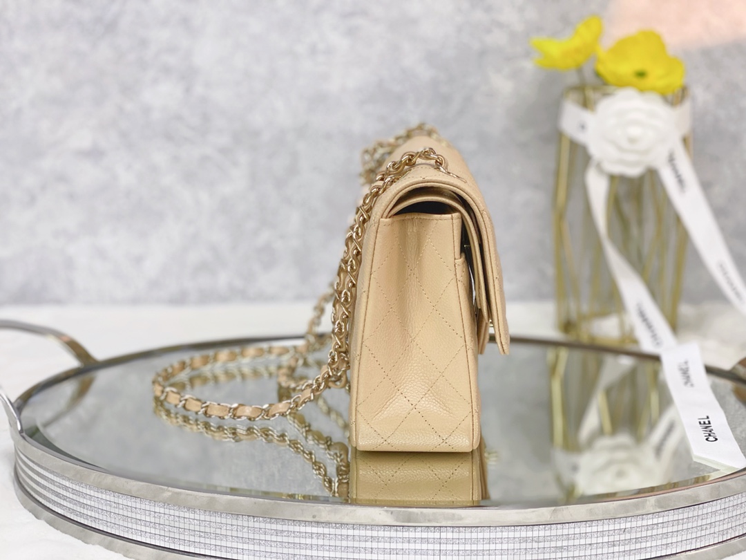 [Pre-order] กระเป๋า Chanel Classic 10” Caviar GHW คลาสสิคตลอดกาล หนังคาเวียร์ตัดเย็บด้วยหนังนำเข้าเกรดที่ดีที่สุด