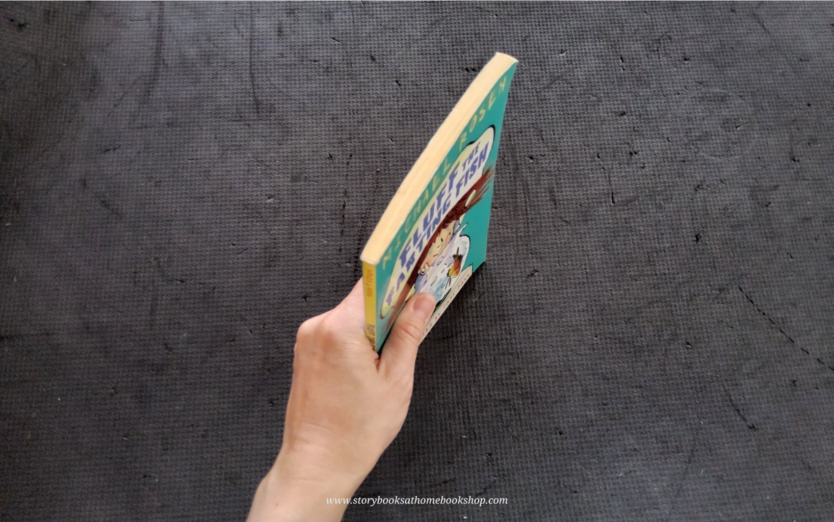 วรรณกรรมเยาวชน** 🍅Fluff the Farting Fish (Rosen and Ross) by Michael Rosen