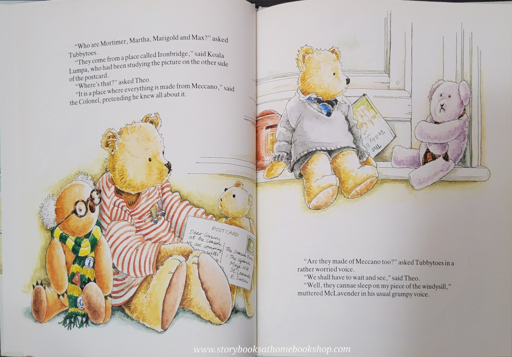 หนังสือนิทานปกแข็ง** 🍅🍅THE BEARS' SEASIDE ADVENTURE BY PRUE THEOBALDS