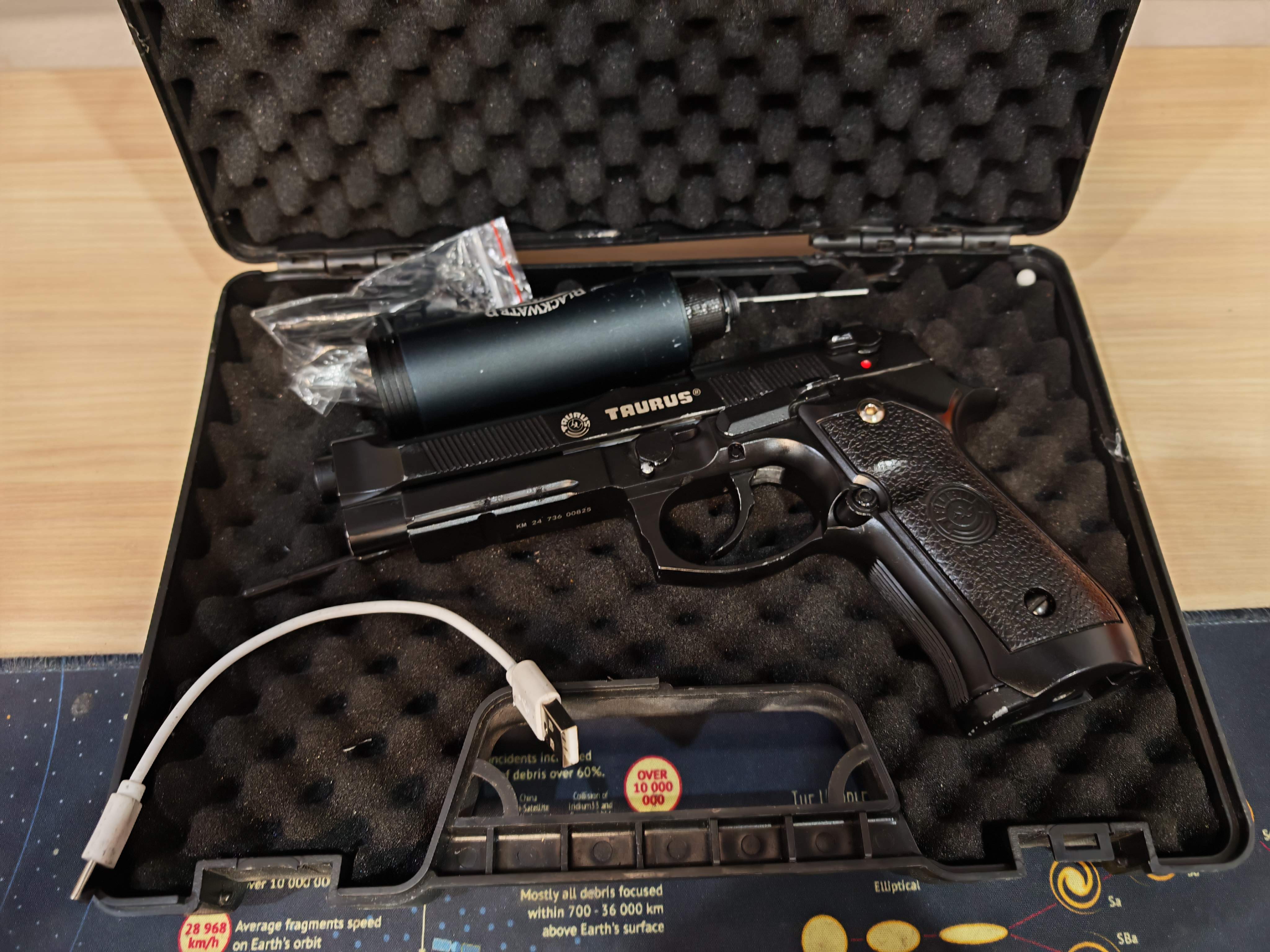 Double Bell 736 Taurus PT92 Beretta สีดำ GBB BB Gun บีบีกัน แบบแก๊ส ปืนอัดลม มือสอง Airsoft Gun