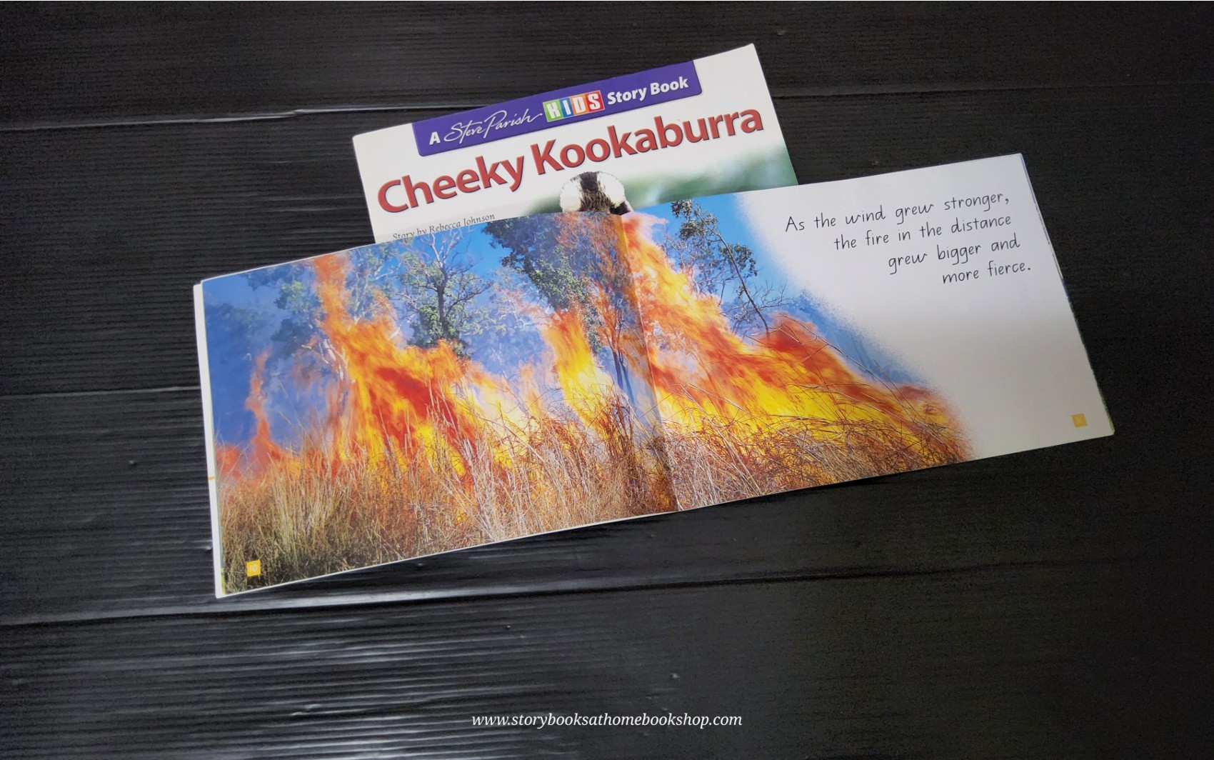 KNOWLEDGE BOOK ** 🍅🍓KIDS STORY BOOK:KANGAROO'S LUCKY ESCAPE AND CHEEKY KOOKABURRA [2BOOKS]