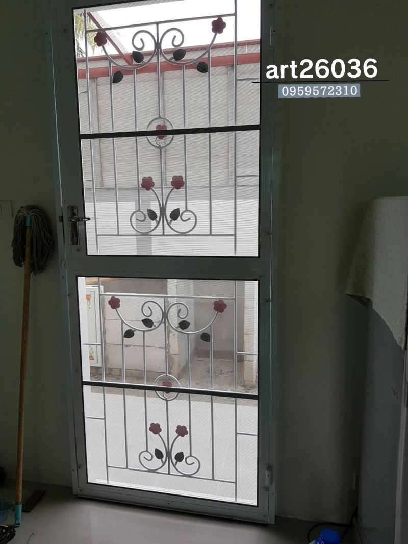 เหล็กดัด ประตู มุ้งลวด กระจก บานเลื่อน