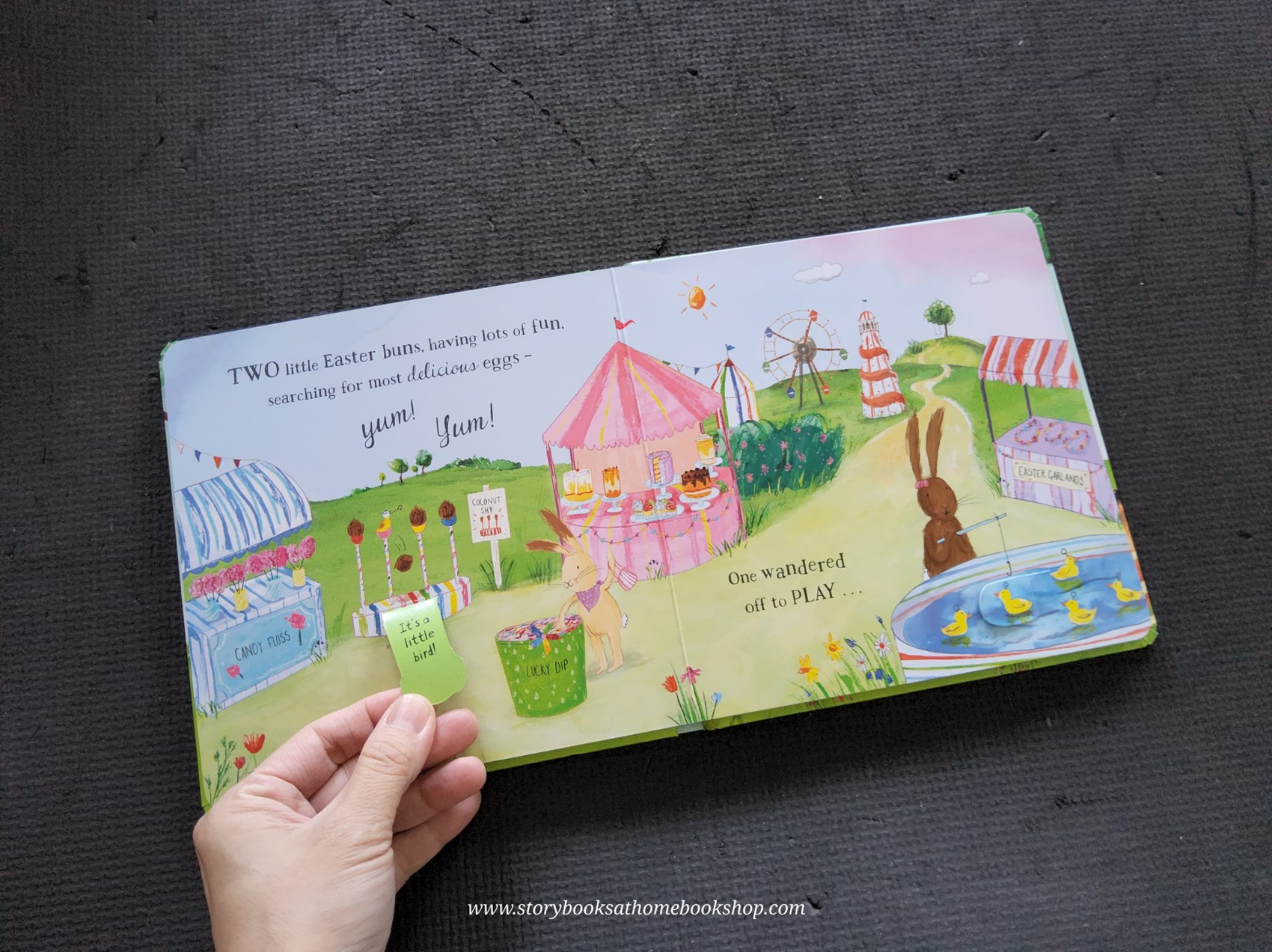 LIFT THE FLAP BOARD BOOK** 🍅🍓 FIVE LITTLE EASTER BUNNIES
