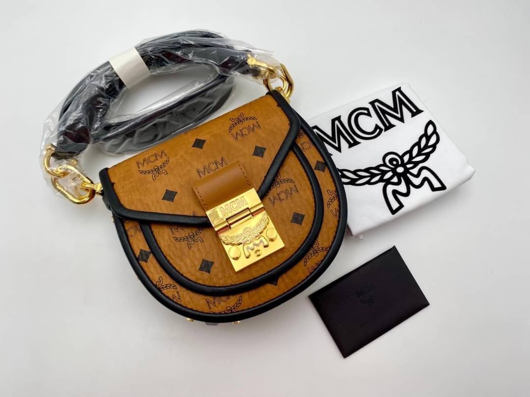 New Mcm mini Patricia อุปกรณ์การ์ด ถุงผ้า