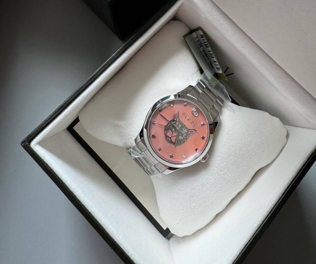New GUCCI หน้าแมว G-Timeless Iconic Watch Size 38 mm อุปกรณ์ กล่อง ป้ายห้อย เล่มประกัน ออกชอป + มีใบรับประกัน 2 ปี