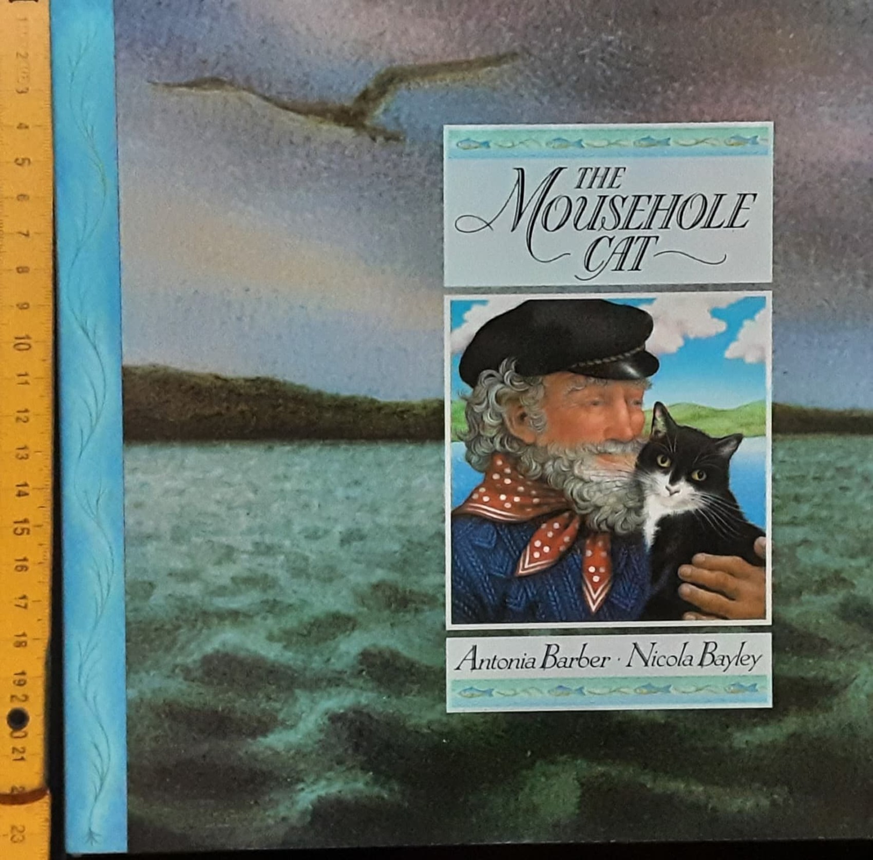 หนังสือนิทานเด็ก ภาษาอังกฤษ ปกแข็ง 🍅🍓THE MOUSEHOLE CAT/Used สภาพ 80-90%